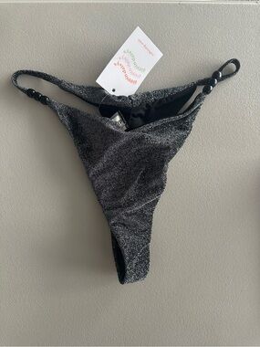 Dippin daisys fiji V-cut black and silver thong bikini bottom with Bead Detail
